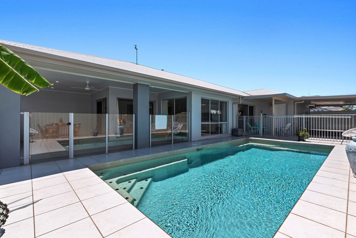 5 Stephen Burton Way, Pelican Waters, QLD, 4551 House Sold on 31 10 2020 RateMyAgent