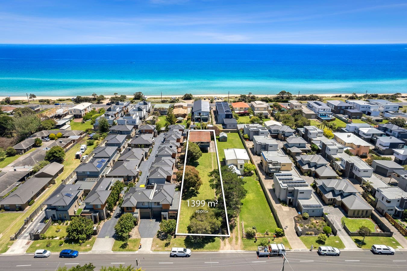 77 Dromana Parade, Safety Beach, VIC, 3936 House Sold on 16 05 2022