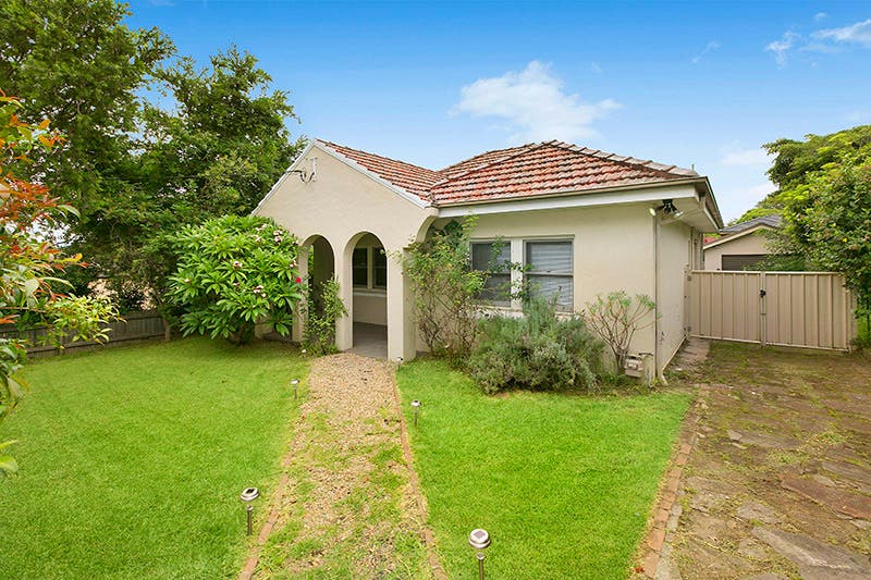 6 Baldwin Avenue, Asquith, NSW, 2077 House Sold on 11 03 2016