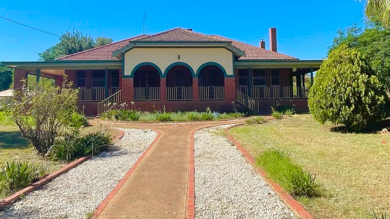 34 Orange St, Parkes, NSW, 2870 House Sold on 25 10 2022 RateMyAgent